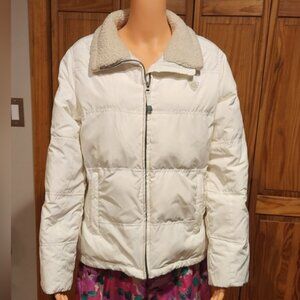 AMERICAN EAGLE womans white puffer jacket with tan fleece collar Large